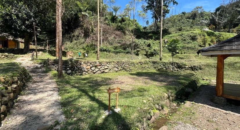 Gazebo 1